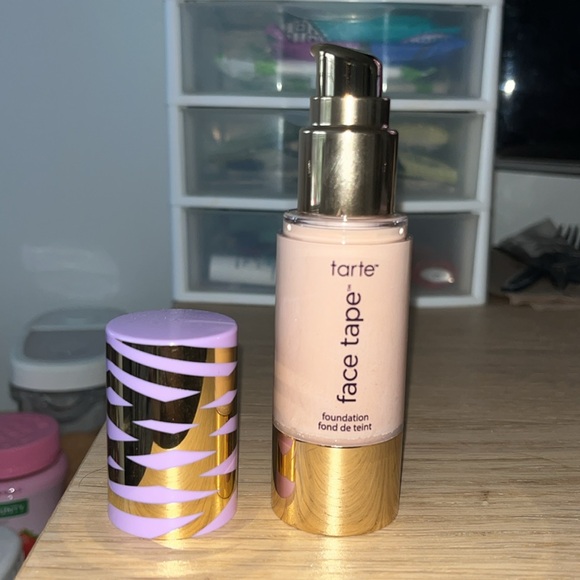 Tarte Face Tape Double Duty Foundation - Picture 3 of 4